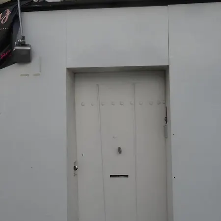 Daire Hypercentre Calme Et Ccosy Impasse Saint Julien, 1er Etage *