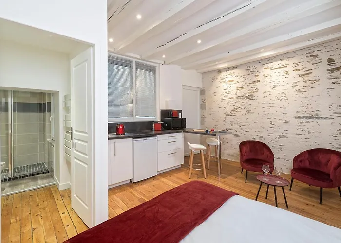 Hypercentre Calme Et Ccosy Impasse Saint Julien, 1er Etage *